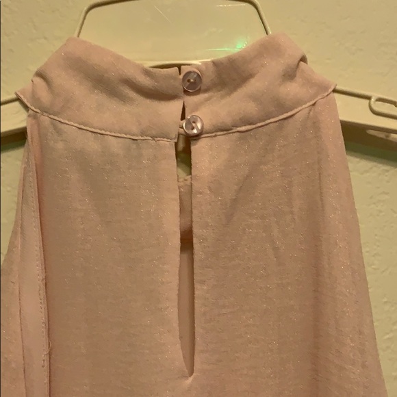 Sleeveless blouse - Picture 2 of 3